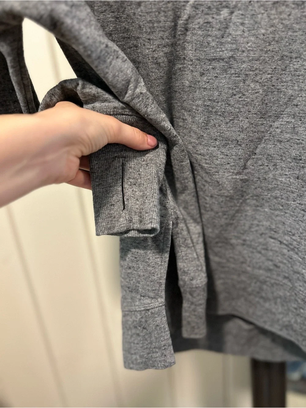 lululemon athletica Heathered Gray Long Sleeve Crew